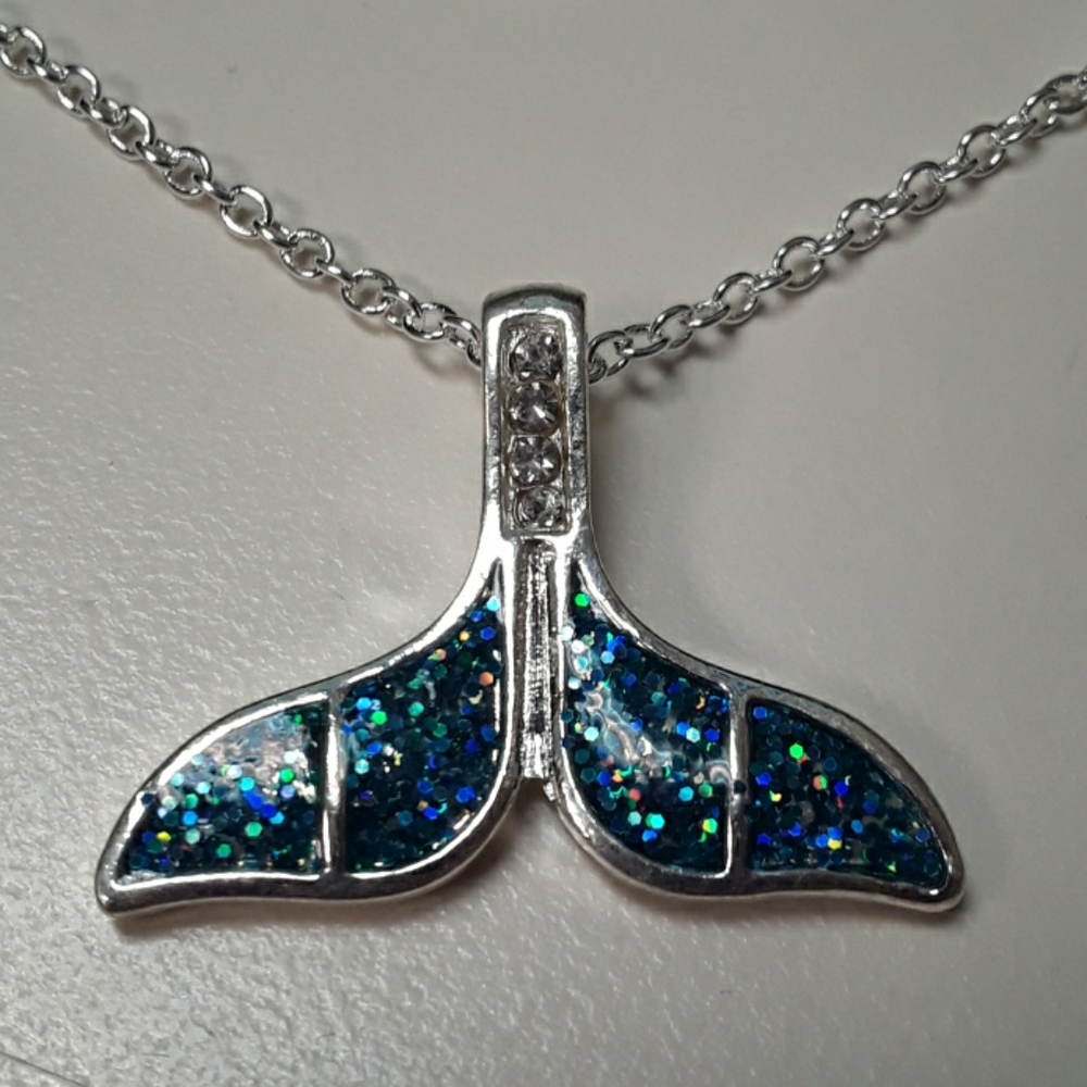 Whale tail necklace